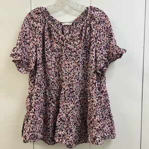 Excellent Condition BeachLunchLounge Short Sleeve Floral Blouse